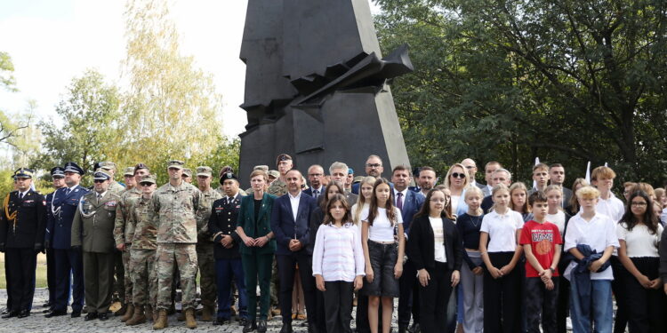 Pamięć o ofiarach zamachu terrorystycznego w Nowym Jorku wciąż jest żywa