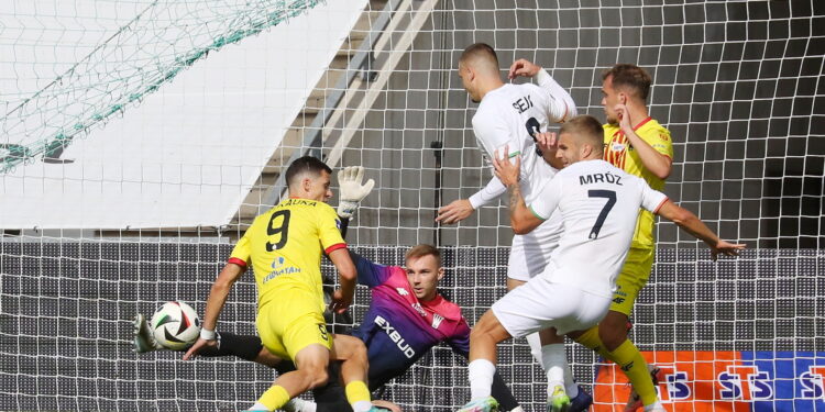 15.09.2024. Kielce. Mecz 8. kolejki piłkarskiej Ekstraklasy: Korona Kielce - Zagłębie Lublin / Fot. Wiktor Taszłow - Radio Kielce
