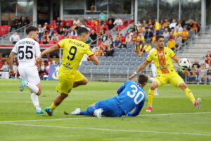 15.09.2024. Kielce. Mecz 8. kolejki piłkarskiej Ekstraklasy: Korona Kielce - Zagłębie Lublin / Fot. Wiktor Taszłow - Radio Kielce