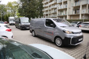 19.09.2024. Kielce. Transport darów zebranych dla mieszkańców Głuchołaz w województwie opolskim w ramach akcji Radia Kielce „Pomóżmy powodzianom!” / Fot. Wiktor Taszłow – Radio Kielce