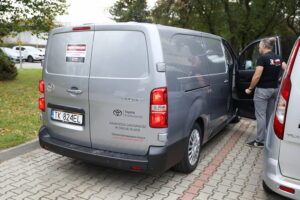 19.09.2024. Kielce. Transport darów zebranych dla mieszkańców Głuchołaz w województwie opolskim w ramach akcji Radia Kielce „Pomóżmy powodzianom!” / Fot. Wiktor Taszłow – Radio Kielce