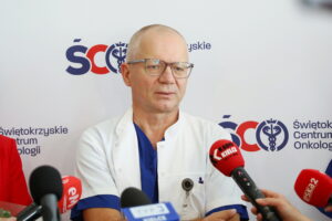 19.09.2024. Kielce. ŚCO. Konferencja dot. nowych zabiegów wykonywanych w Klinice Otolaryngologii, Chirurgii Głowy i Szyi. Na zdjęciu: dr n. med. Sławomir Okła / Fot. Wiktor Taszłow - Radio Kielce