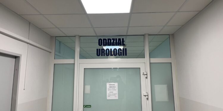 27.09.2024. Ostrowiec Świętokrzyski. Szpital Wielospecjalistyczny. Otwarcie oddziału urologii / Fot. Patryk Wójcik - Radio Kielce