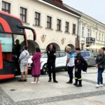 Urzędnicy i kielczanie nie szczędzili krwi - Radio Kielce 13.09.2024. Kielce. Zbiórka krwi na Rynku / Fot. Marcin Marszałek - Radio Kielce