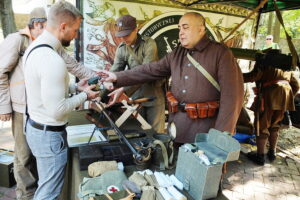 21.09.2024 Kielce. Piknik historyczny w parku / Fot. Jarosław Kubalski - Radio Kielce