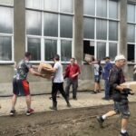 19.09.2024. Głuchołazy. Wyładunek darów dla powodzian dostarczonych przez Radio Kielce. / Fot. Jarosław Kubalski - Radio Kielce