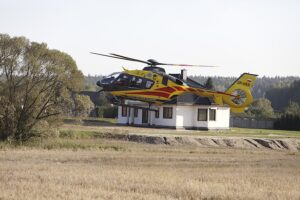 21.09.2024. Wypadek na drodze krajowej nr 74 w okolicy Lechowa / Fot. Jarosław Kubalski - Radio Kielce