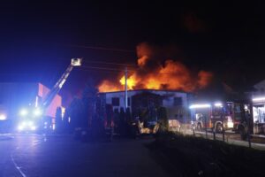 24.09.2024. Kielce. Pożar lakierni. / Fot. Jarosław Kubalski - Radio Kielce