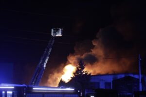 24.09.2024. Kielce. Pożar lakierni. / Fot. Jarosław Kubalski - Radio Kielce