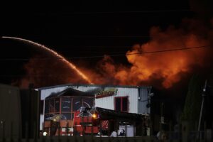 24.09.2024. Kielce. Pożar lakierni. / Fot. Jarosław Kubalski - Radio Kielce