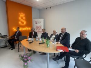 29.09.2024. Sandomierz. Spotkanie poświęcone dwóm nieżyjącym już sandomierskim pisarzom. / Fot. Grażyna Szlęzak - Radio Kielce