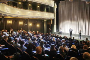 20.09.2024 Kielce. Teatr im. Stefana Żeromskiego. Otwarcie po przebudowie / Fot. Jarosław Kubalski - Radio Kielce