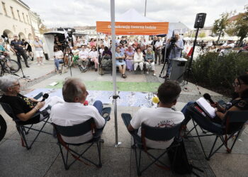 01.09.2024 Kielce. Komitet Obrony Demokracji (KOD) - Tour de Konstytucja PL / Fot. Jarosław Kubalski - Radio Kielce