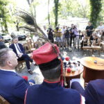 02.09.2024 Kielce. Konferencja prasowa przed Dworkiem Laszczyków na temat Dożynek Wojewódzkich / Fot. Jarosław Kubalski - Radio Kielce