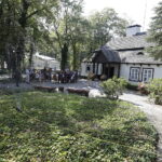 02.09.2024 Kielce. Konferencja prasowa przed Dworkiem Laszczyków na temat Dożynek Wojewódzkich / Fot. Jarosław Kubalski - Radio Kielce