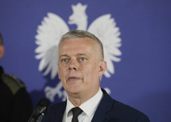 05.09.2024 Kielce. ŚUW. Tomasz Siemoniak, minister spraw wewnętrznych i administracji podczas konferencji prasowej / Fot. Jarosław Kubalski - Radio Kielce