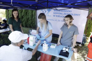 06.09.2024. Podzamcze. Piknik pod hasłem „Seniorze na Zdrowie” / Fot. Jarosław Kubalski - Radio Kielce