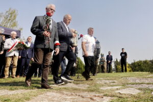 17.09.2024 Kielce Uroczystości w 85. rocznicę ataku ZSRR na Polskę pod pomnikiem Matki Polki Sybiraczki / Fot. Jarosław Kubalski - Radio Kielce