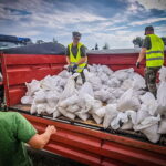 Świętokrzyscy żołnierze pomagają nad Odrą - Radio Kielce Fot. ŚBOT