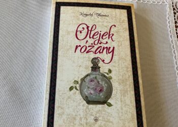 „Olejek różany” od biskupa Krzysztofa Nitkiewicza