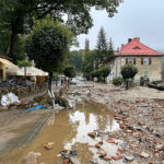15.09.2024. Głuchołazy (woj. opolskie). Rzeka Biała Głuchołaska zalała Głuchołazy / Fot. PAP - Michał Meissner