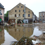 16.09.2024. Głuchołazy (woj. opolskie). Rzeka Biała Głuchołaska zalała Głuchołazy / Fot. PAP - Krzysztof Świderski
