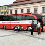 Urzędnicy i kielczanie nie szczędzili krwi - Radio Kielce 13.09.2024. Kielce. Zbiórka krwi na Rynku / Fot. Marcin Marszałek - Radio Kielce