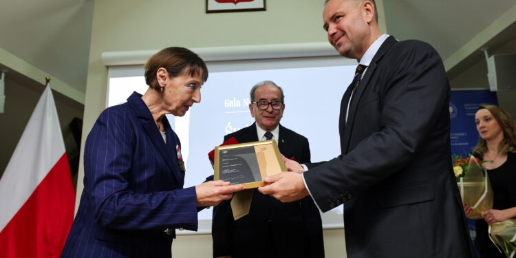 Danuta Paszkowska - uhonorowana przyznawaną przez Instytut Pamięci Narodowej Nagrodą "Świadek Historii" / Fot. IPN