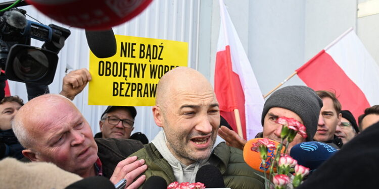 Ksiądz Olszewski oraz dwie urzędniczki, opuścili areszt