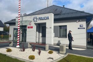 30.10.2024. Bogoria. Otwarcie posterunku policji / Fot. Grażyna Szlęzak - Radio Kielce