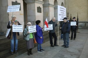 26.10.2024. Kielce. Protest przeciwko Annie Krupce / Fot. Wiktor Taszłow - Radio Kielce