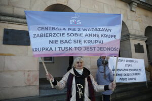 26.10.2024. Kielce. Protest przeciwko Annie Krupce / Fot. Wiktor Taszłow - Radio Kielce