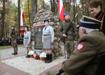 27.10.2024. Chotów. Obchody 80. rocznicy bitwy pod Chotowem / Fot. Wiktor Taszłow - Radio Kielce