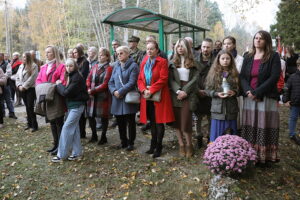 27.10.2024. Chotów. Obchody 80. rocznicy bitwy pod Chotowem / Fot. Wiktor Taszłow - Radio Kielce