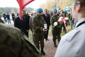 27.10.2024. Chotów. Obchody 80. rocznicy bitwy pod Chotowem / Fot. Wiktor Taszłow - Radio Kielce