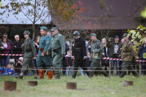 27.10.2024. Chotów. Rekonstrukcja bitwy pod Chotowem / Fot. Wiktor Taszłow - Radio Kielce