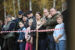 27.10.2024. Chotów. Rekonstrukcja bitwy pod Chotowem / Fot. Wiktor Taszłow - Radio Kielce