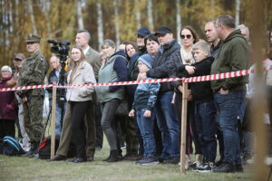 27.10.2024. Chotów. Rekonstrukcja bitwy pod Chotowem / Fot. Wiktor Taszłow - Radio Kielce