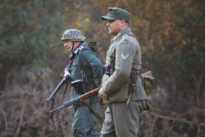 27.10.2024. Chotów. Rekonstrukcja bitwy pod Chotowem / Fot. Wiktor Taszłow - Radio Kielce