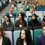 04.10.2024. Kielce. Studenci Wydziału Lekarskiego Collegium Medicum Uniwersytetu Jana Kochanowskiego w Kielcach zainaugurowali nowy rok akademicki / Fot. Wiktor Taszłow – Radio Kielce