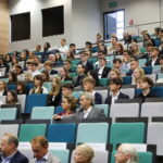 04.10.2024. Kielce. Studenci Wydziału Lekarskiego Collegium Medicum Uniwersytetu Jana Kochanowskiego w Kielcach zainaugurowali nowy rok akademicki / Fot. Wiktor Taszłow – Radio Kielce