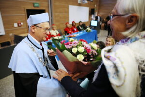 04.10.2024. Kielce. Studenci Wydziału Lekarskiego Collegium Medicum Uniwersytetu Jana Kochanowskiego w Kielcach zainaugurowali nowy rok akademicki / Fot. Wiktor Taszłow – Radio Kielce