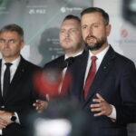 04.10.2024. Kielce. Wicepremier, szef MON Władysław Kosiniak-Kamysz (z prawej) / Fot. Wiktor Taszłow – Radio Kielce