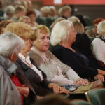 07.10.2024. Kielce. Inauguracja roku akademickiego Świętokrzyskiego Uniwersytetu III Wieku. / Fot. Witor Taszłow - Radio Kielce
