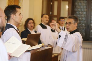 10.10.2024 Kielce. Msza Święta. Inauguracja roku akademickiego w Wyższym Seminarium Duchownym / Fot. Wiktor Taszłow - Radio Kielce