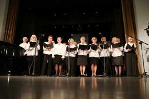 15.10.2024. Kielce. Inauguracja roku akademickiego Uniwersytetu Trzeciego Wieku „Ponad Czasem” / Fot. Wiktor Taszłow - Radio Kielce