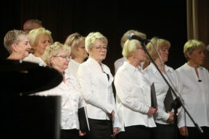 15.10.2024. Kielce. Inauguracja roku akademickiego Uniwersytetu Trzeciego Wieku „Ponad Czasem” / Fot. Wiktor Taszłow - Radio Kielce