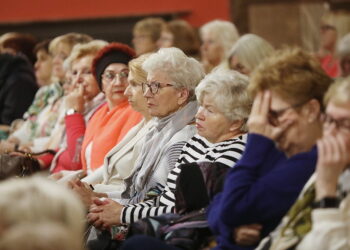 15.10.2024. Kielce. Inauguracja roku akademickiego Uniwersytetu Trzeciego Wieku „Ponad Czasem” / Fot. Wiktor Taszłow - Radio Kielce