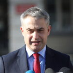 21.10.2024. Miasto Kielce nawiązało współpracę z Ministerstwem Cyfryzacji, podpisując list intencyjny w sprawie udostępniania otwartych danych. Na zdjęciu: Krzysztof Gawkowski, wicepremier oraz minister cyfryzacji / Fot. Wiktor Taszłow – Radio Kielce