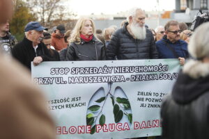 23.10.2024. Kielce. Osiedle Pod Dalnią. Program „Interwencja” / Fot. Wiktor Taszłow - Radio Kielce